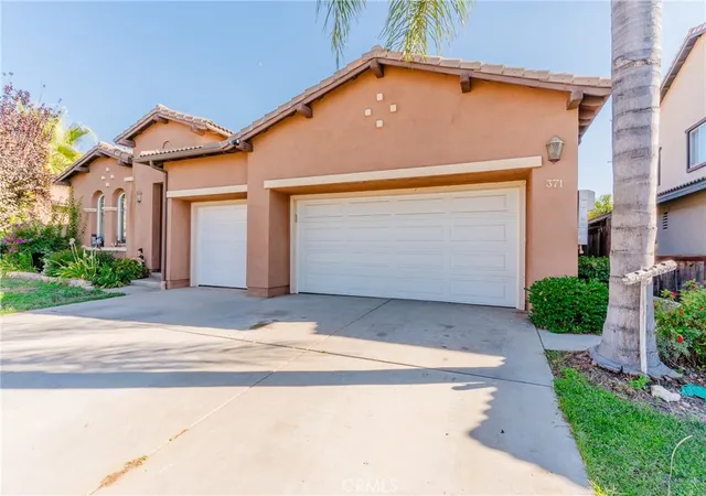 Photo 2 of Single family home for sale at 371 Plateau Pkwy, Perris, CA 92570 | MLS# SW26173985 | Listing updated on 2026-09-15