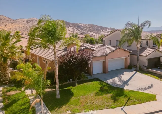 Photo 3 of Single family home for sale at 371 Plateau Pkwy, Perris, CA 92570 | MLS# SW26173985 | Listing updated on 2026-09-15