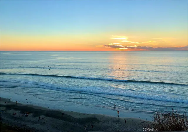 Condo for sale at 127 W Glaucus St #B, Encinitas, CA 92024 | MLS# IV26174174