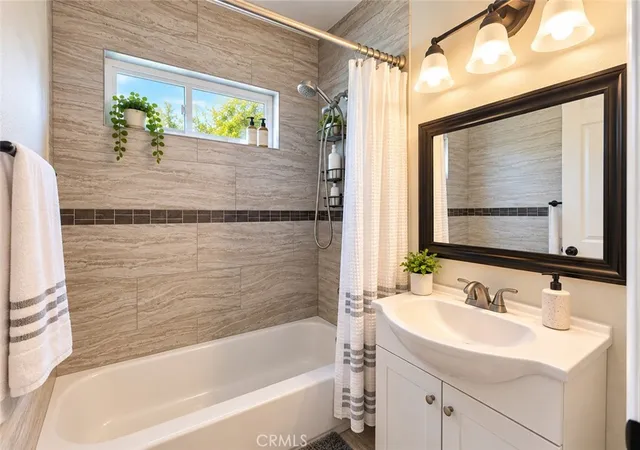 Photo 4 of Sale Pending at 5035 N Berkeley Ave, San Bernardino, CA 92407 | MLS# IV26174074 | Listing updated on 2026-09-14