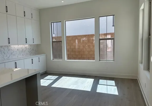 Listing Photo 4 - Condo for sale in building located at 127 Campion, Irvine, CA 92618