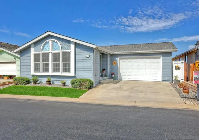 Photo 1 of Manufactured home for sale at 15935 Spring Oaks Rd #30, El Cajon, CA 92021 | MLS# 260019616SD | Listing updated on 2026-09-14