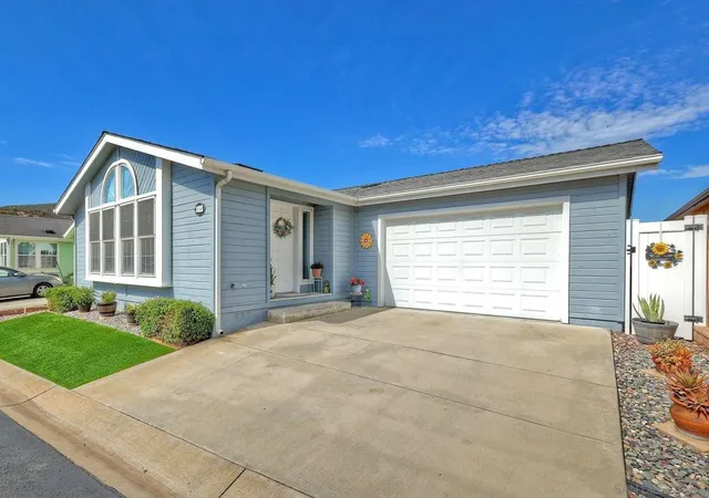 Photo 3 of Manufactured home for sale at 15935 Spring Oaks Rd #30, El Cajon, CA 92021 | MLS# 260019616SD | Listing updated on 2026-09-14