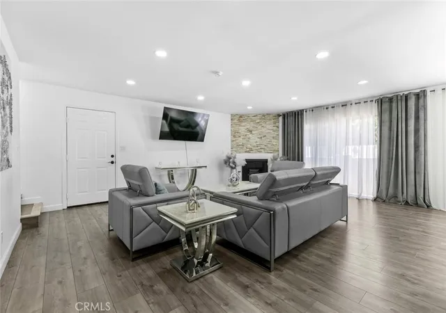 Townhouse for sale at 8801 Cedros Ave #7, Panorama City, CA 91402 | MLS# GD26175495