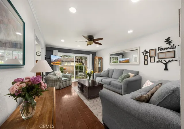 Photo 4 of Sale Pending at 12526 Chadwell St, Lakewood, CA 90715 | MLS# PW26175604 | Listing updated on 2026-09-30