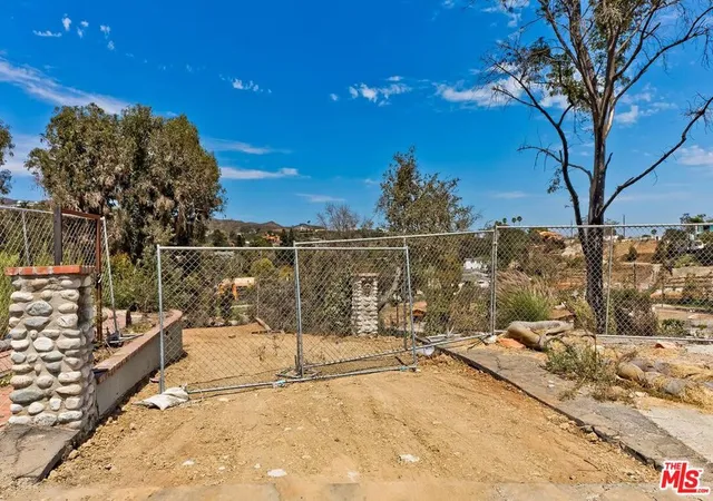 Photo 1 of Land for sale at 16503 Las Casas Pl, Pacific Palisades, CA 90272 | MLS# 26871143 | Listing updated on 2026-09-14