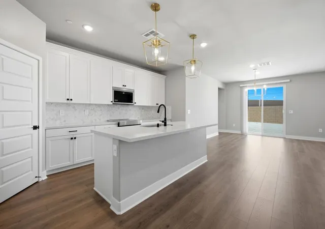 Photo 4 of Single family home for sale at 74825 Trousdale Dr, Palm Desert, CA 92211 | MLS# 219151312DA | Listing updated on 2026-09-14