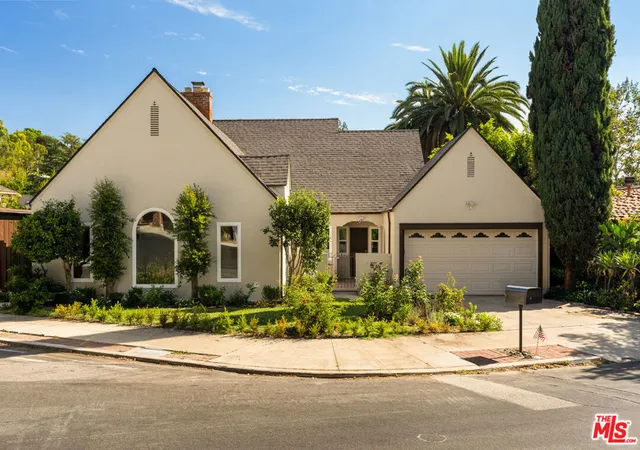 Photo 1 of Single family home for sale at 3141 E La Suvida Dr, Los Angeles, CA 90068 | MLS# 26870629 | Listing updated on 2026-09-14
