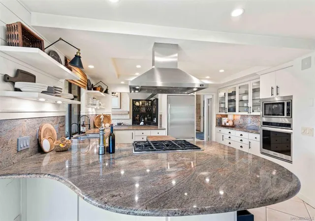 Photo 4 of Single family home for sale at 111 Morro Hills Rd, Fallbrook, CA 92028 | MLS# 260019653SD | Listing updated on 2026-09-15