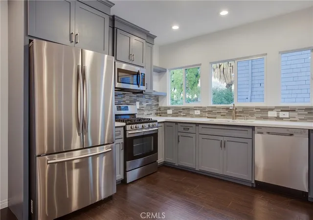 Photo 4 of House for sale at 2765 West 8th, Los Angeles, CA 90005 | MLS# PW26175998 | Listing updated on 2026-09-15