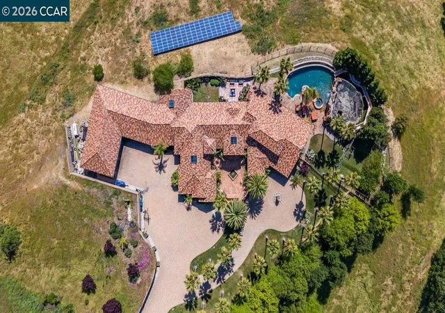 Photo 3 of Single family home for sale at 1615 Lawrence Rd, Danville, CA 94506 | MLS# 41144666 | Listing updated on 2026-09-24