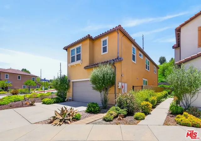 Photo 1 of Single family home for sale at 19860 Via Ott, Newhall, CA 91321 | MLS# 26871401 | Listing updated on 2026-09-15