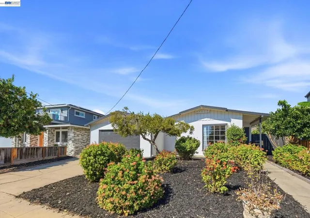 Photo 2 of Sale Pending at 41418 Erma Ave, Fremont, CA 94539 | MLS# 41144687 | Listing updated on 2026-09-29