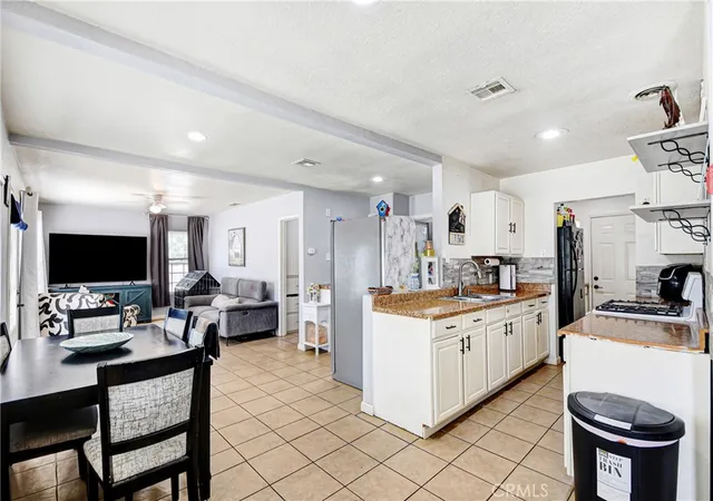 Photo 4 of Single family home for sale at 26316 Investors Pl, Hemet, CA 92544 | MLS# SW26174559 | Listing updated on 2026-09-15