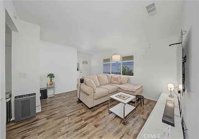 Photo 4 of Single family home for sale at 4674 Bird Farm, Chino Hills, CA 91709 | MLS# CV26176393 | Listing updated on 2026-10-04