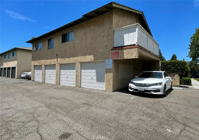 Photo 3 of House for sale at 2236 E Franzen, Santa Ana, CA 92705 | MLS# PW26176654 | Listing updated on 2026-09-14