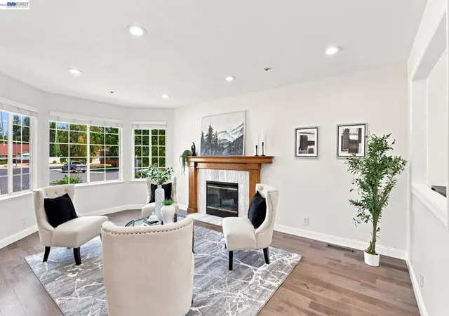 Photo 4 of Single family home for sale at 1553 Fontonett Pl, Livermore, CA 94550 | MLS# 41144748 | Listing updated on 2026-10-07