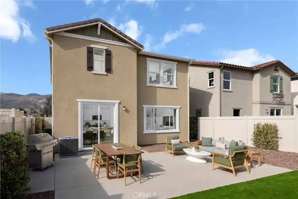 Listing Photo 12 - Condo for sale in 11841 Arborist Wy located at 11841 Arborist Wy, Fontana, CA 92337 - Unit 11841 Arborist Way