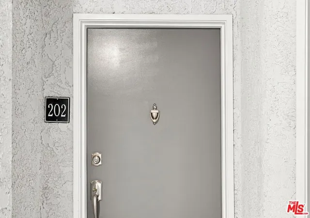 Photo 3 of Condo for sale at 4401 Sepulveda Blvd #202, Sherman Oaks, CA 91403 | MLS# 26870109 | Listing updated on 2026-09-15
