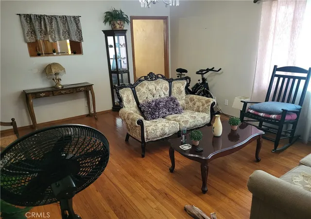 Listing Photo 4 - Condo for sale in building located at 3428 Maceo, Los Angeles, CA 90065