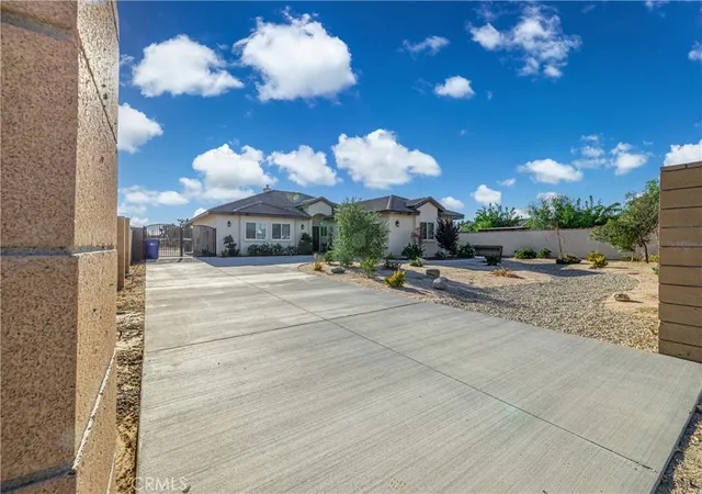Photo 2 of Single family home for sale at 42620 25th West, Lancaster, CA 93536 | MLS# PW26176949 | Listing updated on 2026-09-14