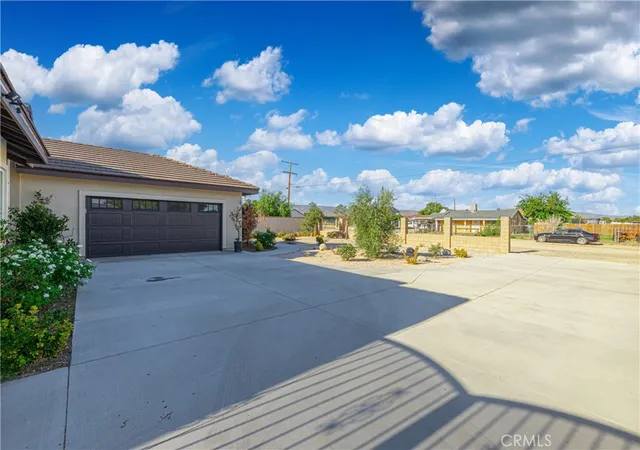 Photo 3 of Single family home for sale at 42620 25th West, Lancaster, CA 93536 | MLS# PW26176949 | Listing updated on 2026-09-14