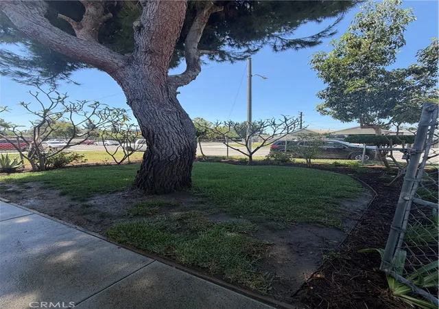 Single family home for sale at 10445 Rose Hedge Dr, Whittier, CA 90606 | MLS# DW26175371