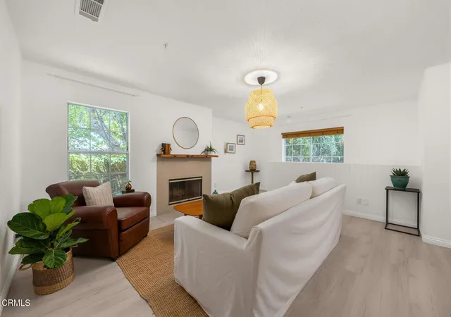 Photo 4 of Sale Pending at 607 W Duarte Rd #D, Monrovia, CA 91016 | MLS# P1-28442 | Listing updated on 2026-10-02