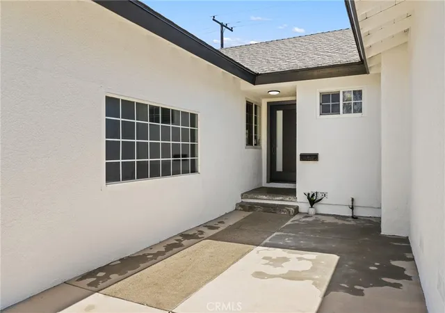 Photo 2 of Single family home for sale at 220 Gwynwood Ave, La Habra, CA 90631 | MLS# OC26175669 | Listing updated on 2026-10-30