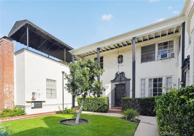 Multi family home for sale at 1274 S Beverly Glen, Los Angeles, CA 90024 | MLS# PW26177305