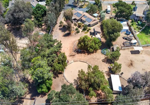 Photo 2 of Sale Pending at 4515 Baja Mission Rd, Fallbrook, CA 92028 | MLS# 260019819SD | Listing updated on 2026-10-05