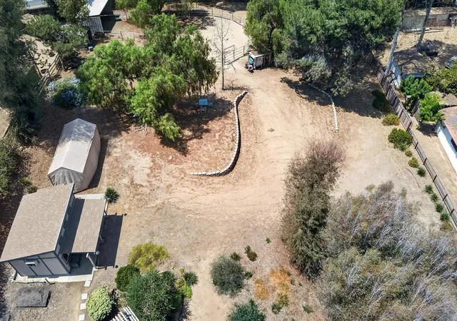 Photo 4 of Sale Pending at 4515 Baja Mission Rd, Fallbrook, CA 92028 | MLS# 260019819SD | Listing updated on 2026-10-05