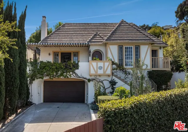 Photo 1 of Single family home for sale at 8262 Marmont Ln, Los Angeles, CA 90069 | MLS# 26864915 | Listing updated on 2026-09-14