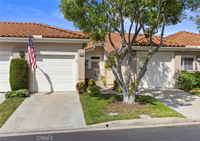 Photo 2 of Sale Pending at 28927 Paseo Caravella, Mission Viejo, CA 92692 | MLS# OC26168548 | Listing updated on 2026-09-15
