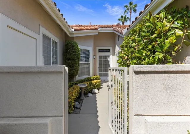 Photo 3 of Sale Pending at 28927 Paseo Caravella, Mission Viejo, CA 92692 | MLS# OC26168548 | Listing updated on 2026-09-15