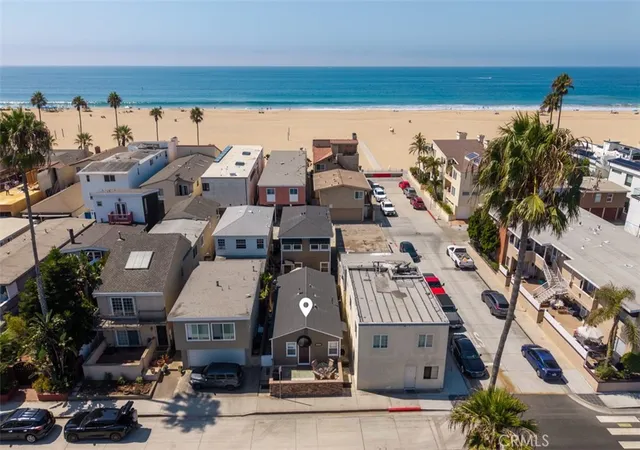 Photo 2 of Multi family home for sale at 1527 W Balboa, Newport Beach, CA 92663 | MLS# LG26177551 | Listing updated on 2026-10-02