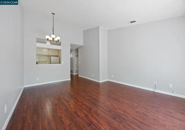 Listing Photo 4 - Condo for sale in building located at 388 Mill Rd, Martinez, CA 94553