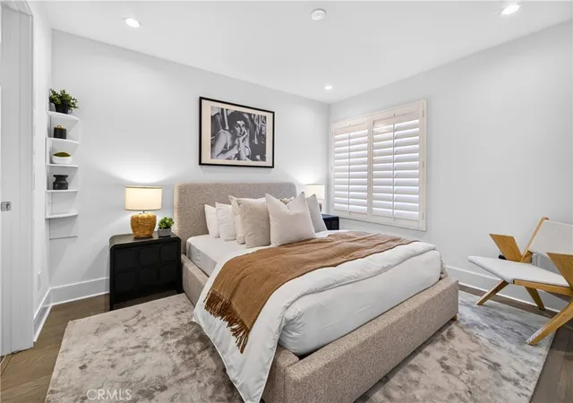 Photo 4 of Sale Pending at 1400 Fuller Ave N #7, Los Angeles, CA 90046 | MLS# SR26176986 | Listing updated on 2026-09-14