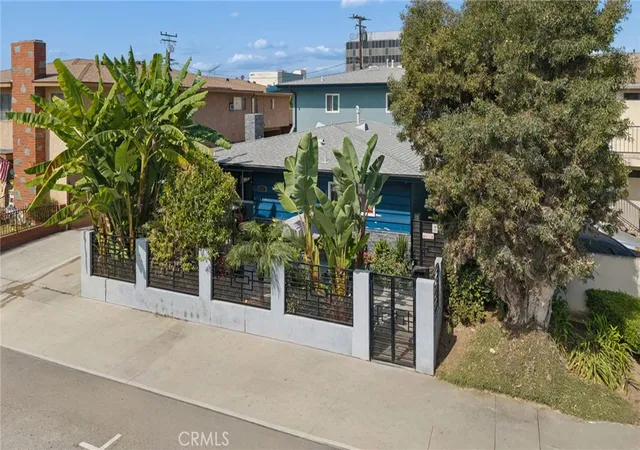 Photo 13 of Multi family home for sale at 11617 Acacia, Hawthorne, CA 90250 | MLS# PW26159621 | Listing updated on 2026-09-14