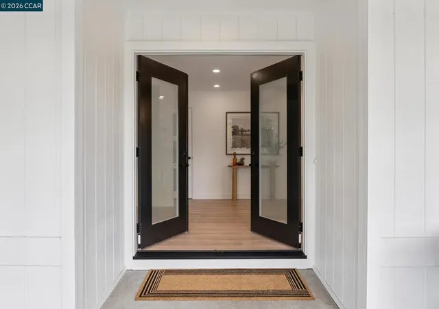 Photo 4 of Sale Pending at 1760 Saint Helena Dr, Danville, CA 94526 | MLS# 41144966 | Listing updated on 2026-10-05