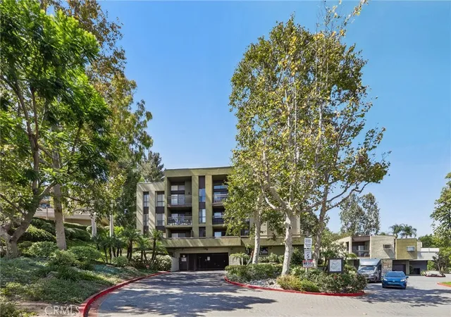 Photo 1 of Condo for sale at 898 Temple Ter #122, Los Angeles, CA 90042 | MLS# SR26172253 | Listing updated on 2026-10-04