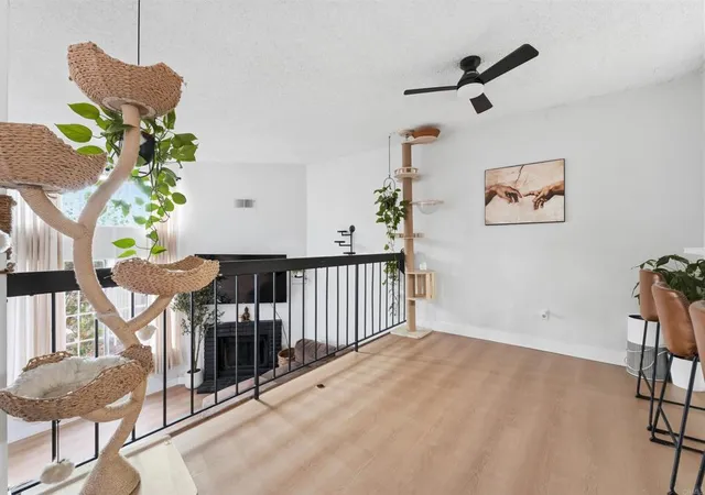 Listing Photo 5 - Condo for sale in building located at 8773 Spring Cyn Dr, Spring Valley, CA 91977