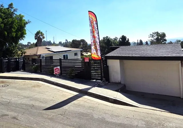 Photo 2 of Single family home for sale at 1046 N Bonnie Beach, Los Angeles, CA 90063 | MLS# CV26177063 | Listing updated on 2026-10-05