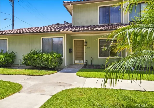 Photo 4 of Townhouse for sale at 6094 Orange Ave, Cypress, CA 90630 | MLS# GD26177866 | Listing updated on 2026-09-24