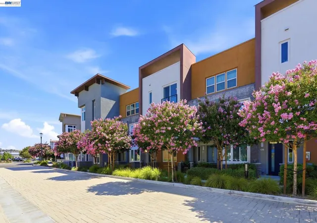Photo 3 of Sale Pending at 3943 Summit Rd, Dublin, CA 94568 | MLS# 41145023 | Listing updated on 2026-09-26