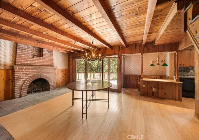 Photo 1 of Single family home for sale at 320 Flower Dr, Lake Arrowhead, CA 92352 | MLS# CV26178159 | Listing updated on 2026-09-14