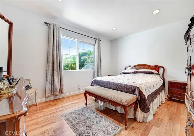 Photo 4 of Sale Pending at 19406 Enadia Way, Reseda, CA 91335 | MLS# SR26178175 | Listing updated on 2026-09-15
