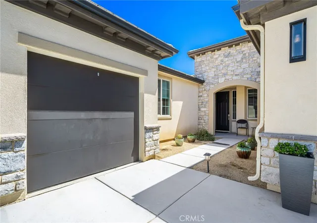 Photo 3 of Single family home for sale at 81855 Vida Bella, La Quinta, CA 92253 | MLS# SW26178362 | Listing updated on 2026-09-15