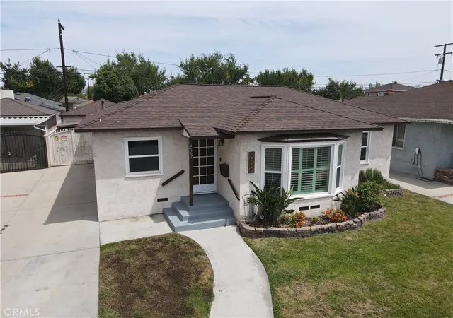 Photo 3 of Single family home for sale at 4562 Iroquois Ave, Lakewood, CA 90713 | MLS# SB26178370 | Listing updated on 2026-10-06