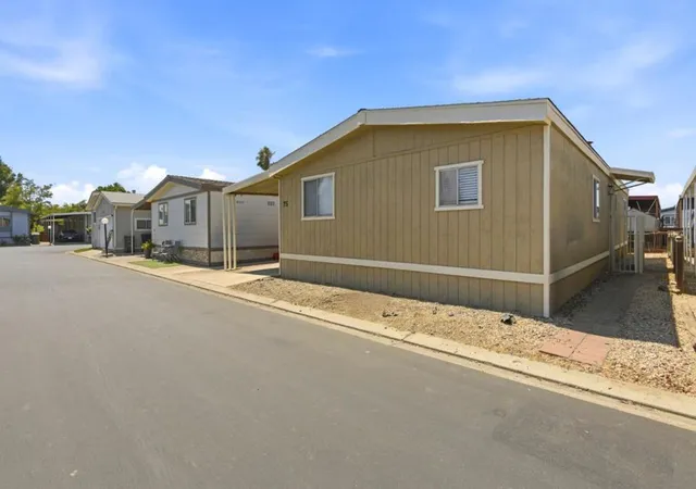 Photo 2 of Manufactured home for sale at 812 W Clover Rd #75, Tracy, CA 95376 | MLS# ML82057561 | Listing updated on 2026-09-14